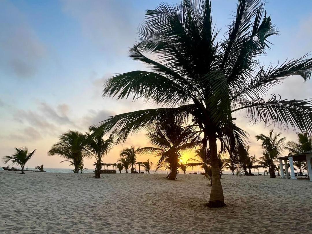 Santana Beachclub Sanyang 外观 照片